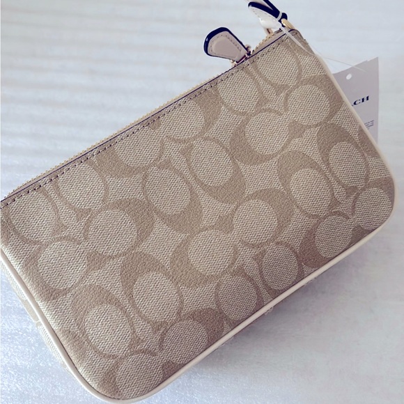 NWT Coach Outlet Nolita 19 In Signature Canvas - Picture 6 of 10